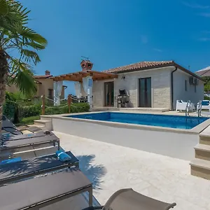 holiday-home-villa-joy.in-istria.net/