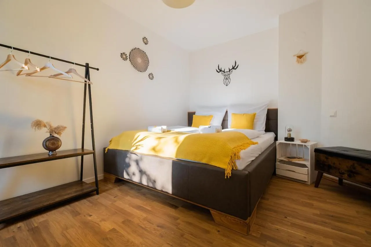 Dreamcation - Ehemalige Kirche & Souterrain Wohnung, 3D-Tour, Terrasse, Bbq, Kamin Kelheim Germany