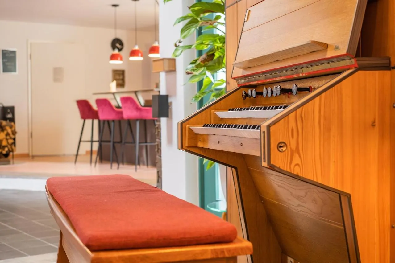 Dreamcation - Ehemalige Kirche & Souterrain Wohnung, 3D-Tour, Terrasse, Bbq, Kamin Kelheim
